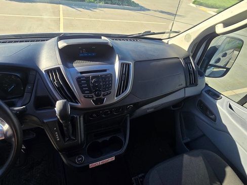 Used 2017 Ford Transit 150 XLT RWD image 13