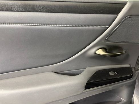 Used 2022 Lexus ES 350 w/ Premium Package FWD image 23