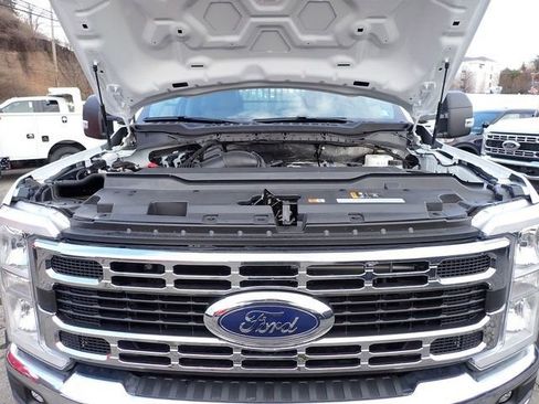 New 2026 Ford F450 XL w/ XL Chrome Package image 14