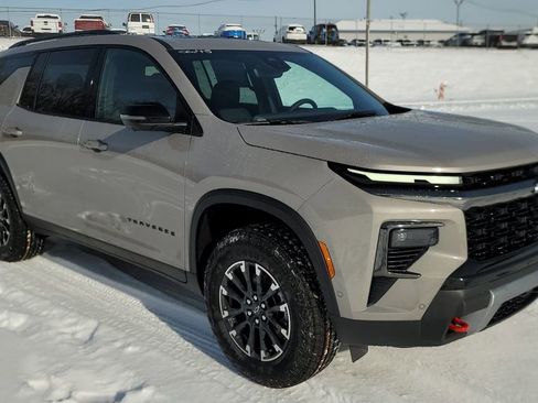 New 2026 Chevrolet Traverse Z71 image 16