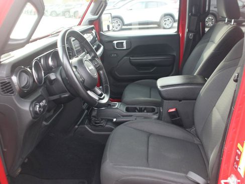 Used 2020 Jeep Wrangler Unlimited Sport image 15