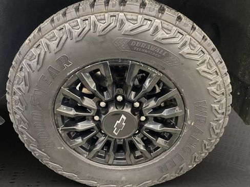 Used 2021 Chevrolet Silverado 3500 LTZ w/ LTZ Plus Package image 29