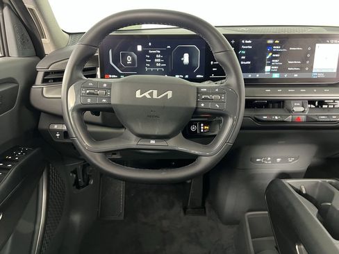 Used 2024 Kia EV9 Light Long Range image 13