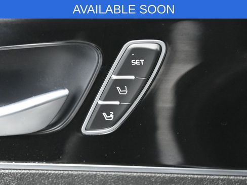 Used 2017 Kia Sorento SX image 15