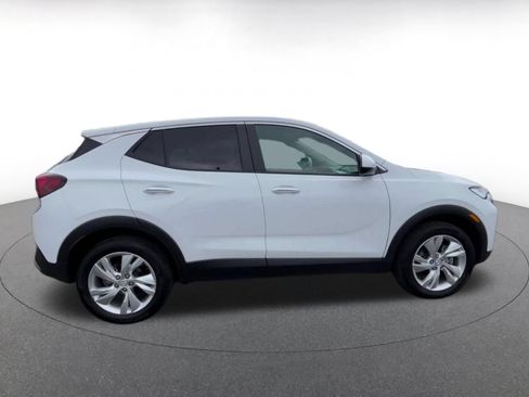 Used 2025 Buick Encore GX Preferred AWD/4WD image 16