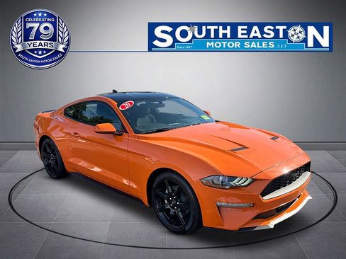 Used 2020 Ford Mustang Coupe w/ Equipment Group 101A image 2