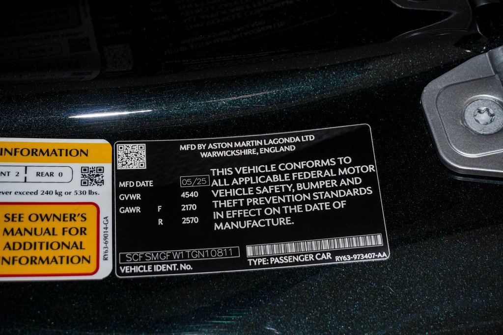 Used 2026 Aston Martin V8 Vantage Roadster RWD image 37