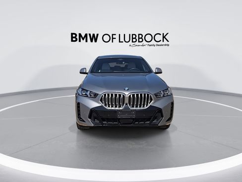 Used 2025 BMW X6 xDrive40i AWD/4WD image 3