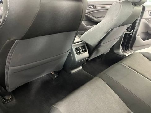 Used 2019 Honda Accord EX image 46