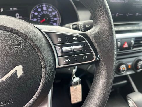 Used 2022 Kia Forte LXS image 20