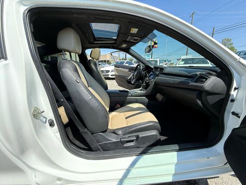 Used 2017 Honda Civic EX-L image 33