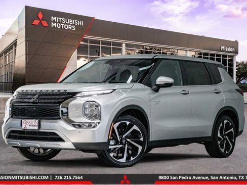 New 2025 Mitsubishi Outlander SE image 1