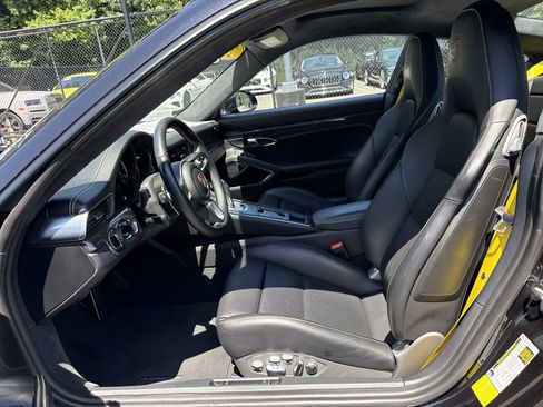 Used 2019 Porsche 911 Turbo AWD/4WD image 15
