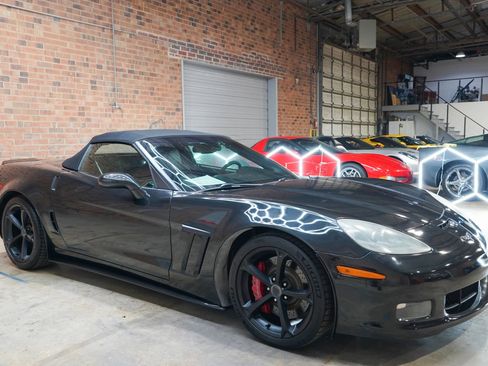 Used 2012 Chevrolet Corvette Grand Sport w/ 3LT Preferred Equipment Group RWD image 2