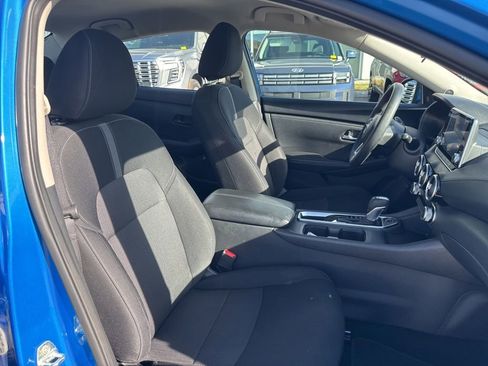 Used 2024 Nissan Sentra SV FWD image 16
