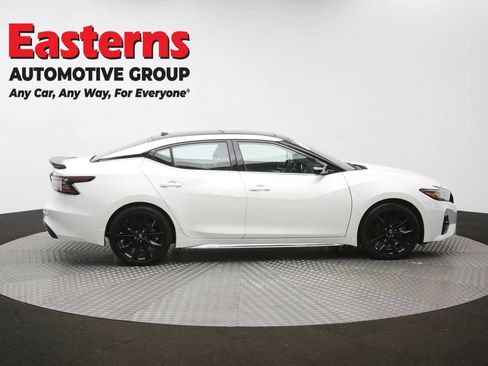Used 2023 Nissan Maxima SR w/ Sport Mat Group FWD image 49