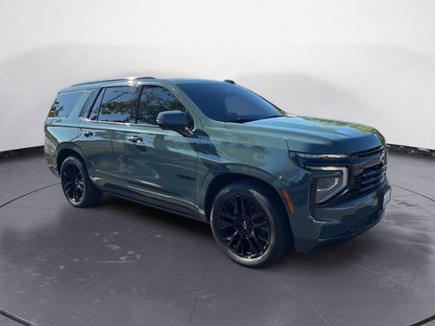 Used 2025 Chevrolet Tahoe RST w/ RST Capability Package AWD/4WD image 7