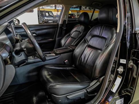 Used 2020 Nissan Sentra SR w/ Electronics Package image 30