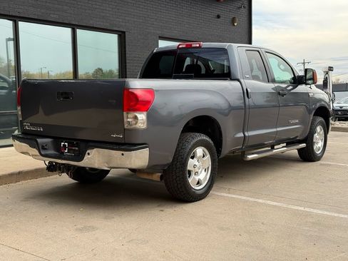 Used 2007 Toyota Tundra SR5 w/ TRD Off-Road Pkg AWD/4WD image 10