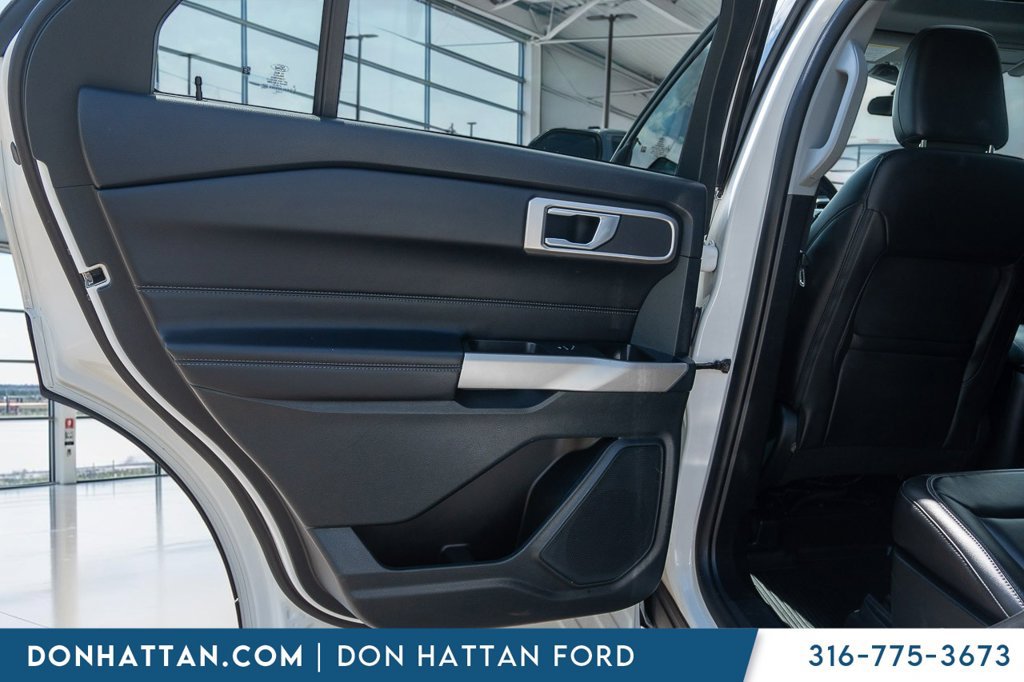 Used 2023 Ford Explorer XLT w/ Equipment Group 202A AWD/4WD image 20