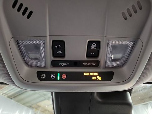 Used 2024 Chevrolet Malibu LT FWD image 23