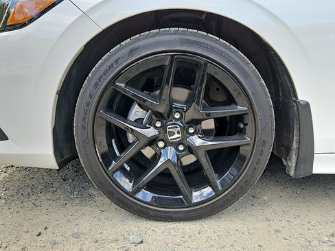 Certified 2024 Honda Civic Sport image 9