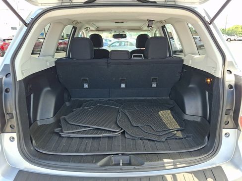 Used 2014 Subaru Forester 2.5i Premium w/ Popular Package #2 AWD/4WD image 29