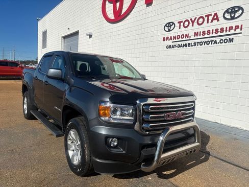 Used 2017 GMC Canyon SLE w/ SLE Convenience Package image 3