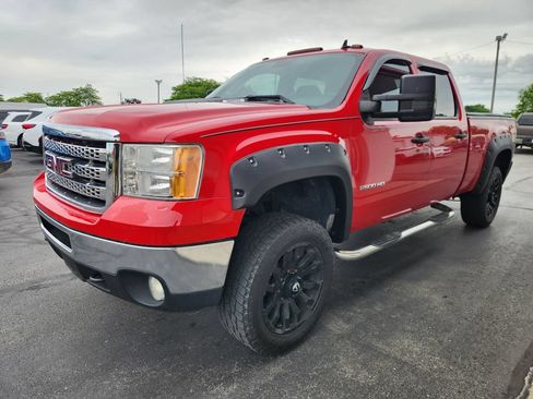 Used 2011 GMC Sierra 2500 SLE w/ SLE Preferred Package AWD/4WD image 7