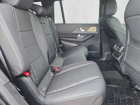 Certified 2024 Mercedes-Benz GLS 450 4MATIC image 18