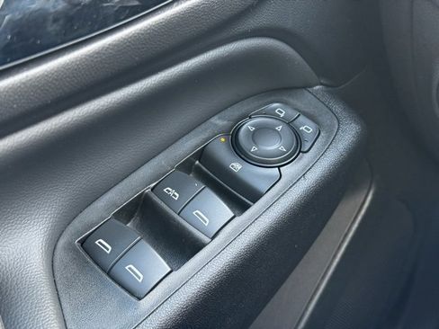 Certified 2024 Chevrolet Equinox LT image 33