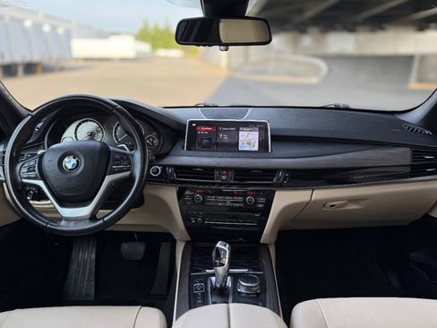 Used 2018 BMW X5 xDrive40e AWD/4WD image 28