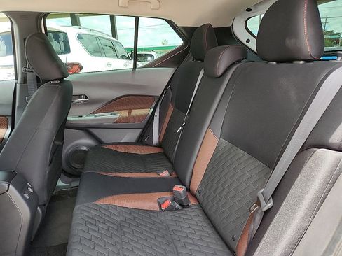 Used 2024 Nissan Kicks SR image 5