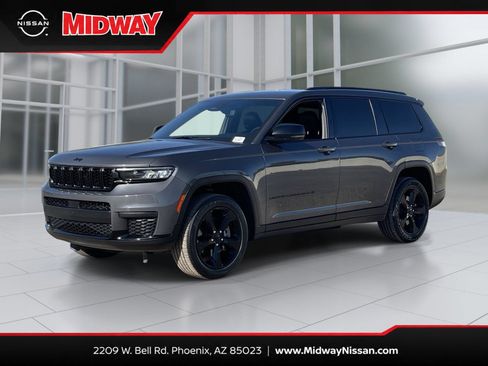 Used 2023 Jeep Grand Cherokee L Laredo AWD/4WD image 1