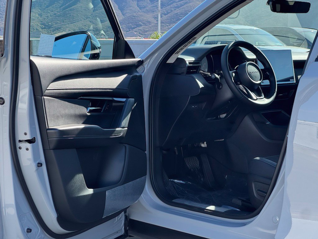 New 2026 MAZDA CX-5 Preferred AWD/4WD image 8