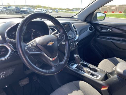 Used 2019 Chevrolet Equinox LT AWD/4WD image 9