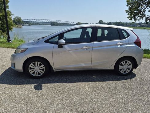 Used 2016 Honda Fit LX image 2