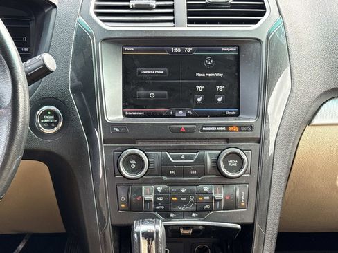 Used 2016 Ford Explorer XLT w/ Equipment Group 202A image 33