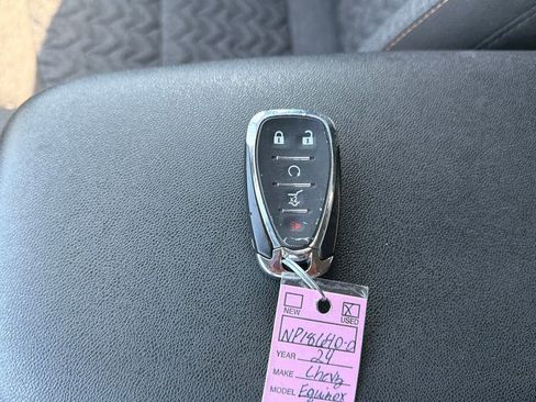 Used 2024 Chevrolet Equinox LT FWD image 24