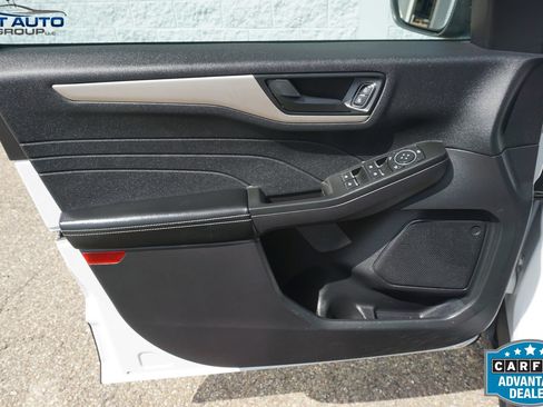 Used 2022 Ford Escape SE FWD image 26
