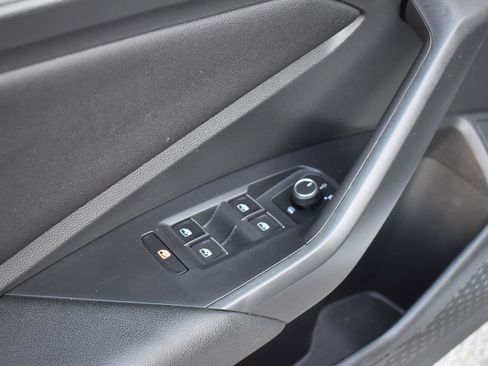 Used 2021 Volkswagen Jetta S w/ Driver Assistance Package image 19