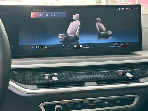 Certified 2024 BMW X5 xDrive40i w/ Premium Package image 28