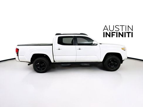 Used 2020 Toyota Tacoma SR image 8