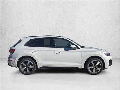 Used 2022 Audi Q5 2.0T Premium Plus image 4