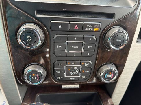 Used 2013 Ford F150 Platinum AWD/4WD image 24