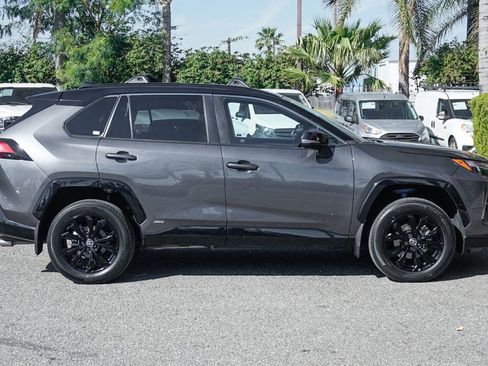 Used 2023 Toyota RAV4 XSE AWD/4WD image 13