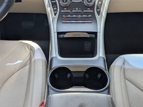 Used 2020 Lincoln Nautilus FWD w/ Equipment Group 101A image 17