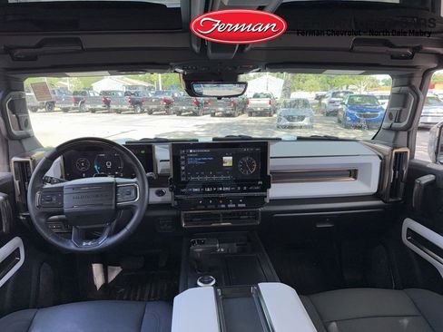 Used 2024 GMC Hummer EV 3X AWD/4WD image 9