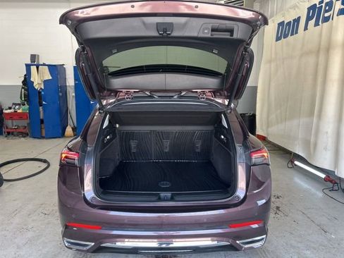 Used 2024 Buick Envision Avenir AWD/4WD image 6