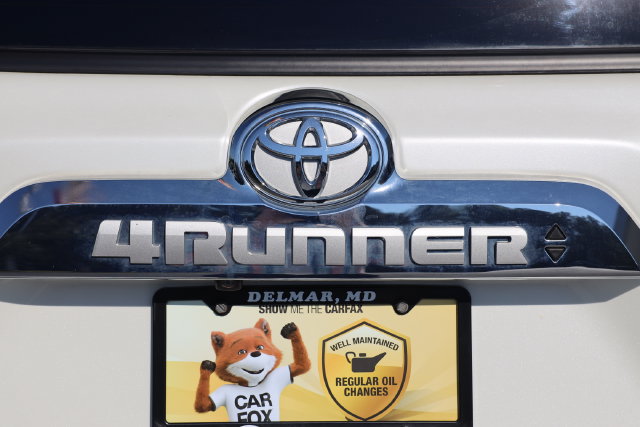 Used 2023 Toyota 4Runner Limited AWD/4WD image 51